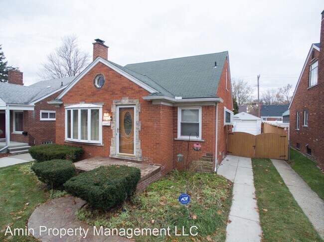 Building Photo - 3 br, 2 bath House - 20465 Lochmoor St