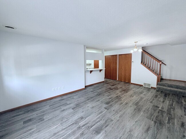 Foto del edificio - 393 Leeward Trail