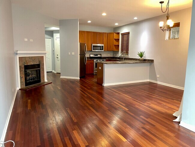 Foto del edificio - 4917 N Lincoln Ave