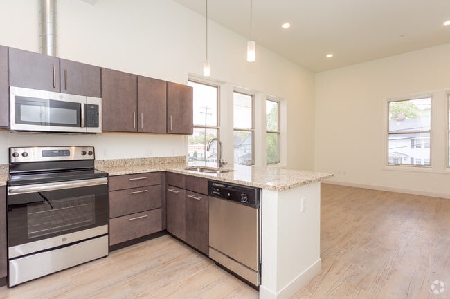 Interior Photo - The Baldwin