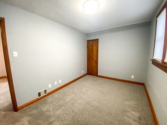 Foto del edificio - 3774-3776 E. Armour Ave. (Duplex)