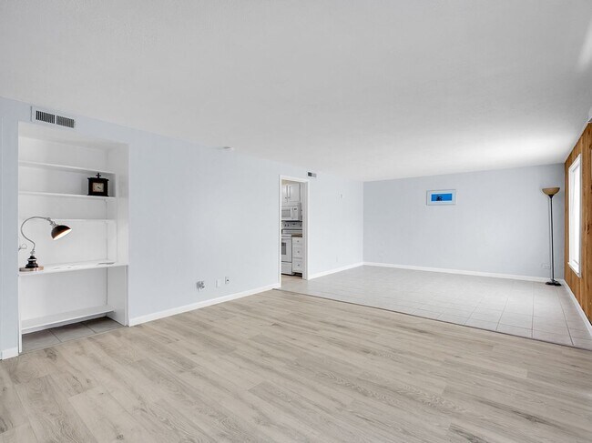 Foto del edificio - 9700 E Iliff Ave