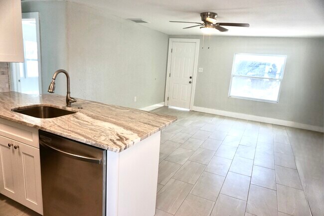 Foto del edificio - 506 Engman St