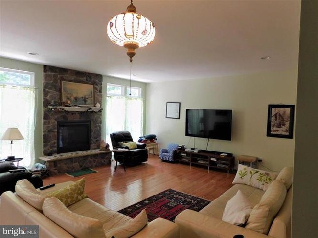 Building Photo - 1706 Forest Creek Dr