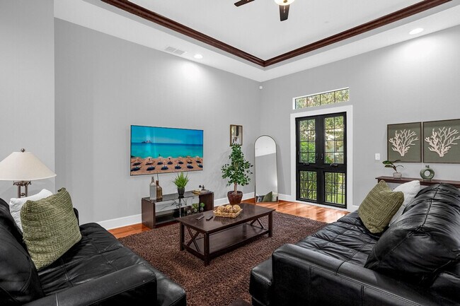 Foto del edificio - 14545 Damai Ln