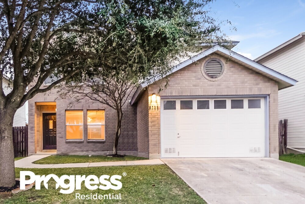 8739 Seneca Creek, Converse, TX 78109 House for Rent in Converse, TX