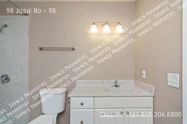 Foto del edificio - 98 Josie Rd