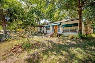 Building Photo - 1211 E Park Cir