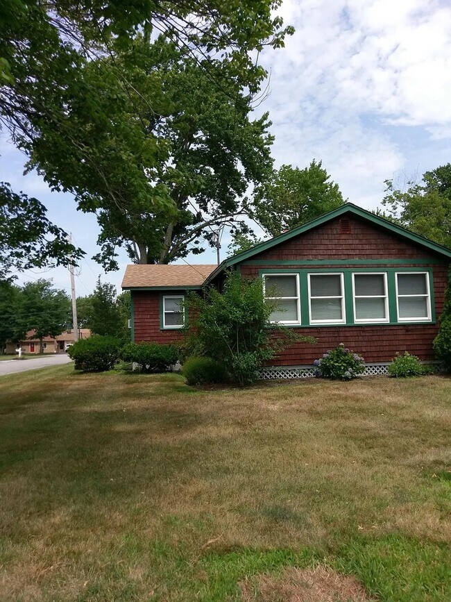 Building Photo - 49 Beach Rd