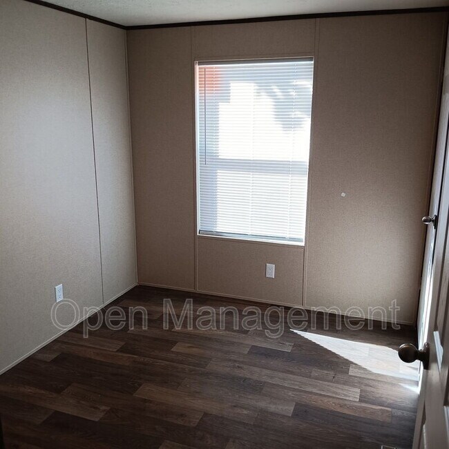 Building Photo - 2501 Martin Luther King Dr