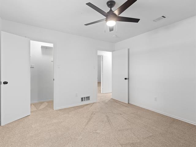 Building Photo - 207 Mesa Dr