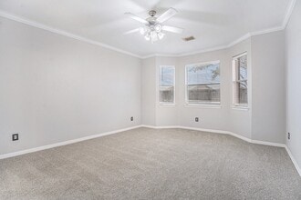 Building Photo - 405 Abbey Ln