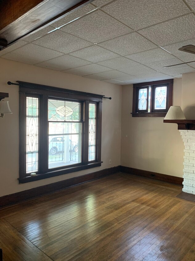 64 Roanoke Pky Unit 1, Buffalo, NY 14210 64 Roanoke Pky Buffalo, NY