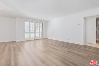 Foto del edificio - 1710 Malcolm Ave