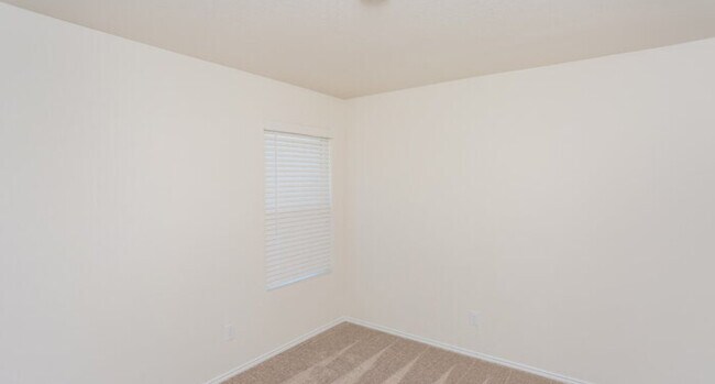 Foto del edificio - 4117 Wintergreen Dr