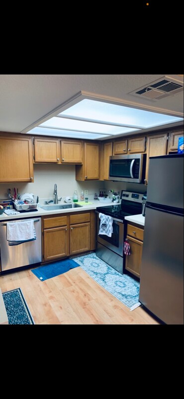 Foto del edificio - 941 Falconhead Ln