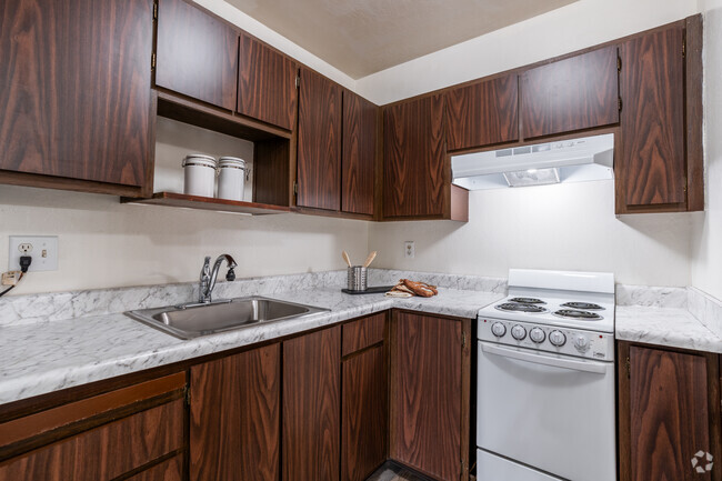 1BR, 1BA - 577SF - Kitchen - Victoria Gardens