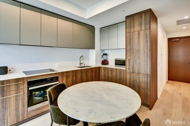 Foto del edificio - 280 Spear St