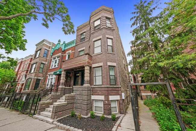 Building Photo - 1110 N Wolcott