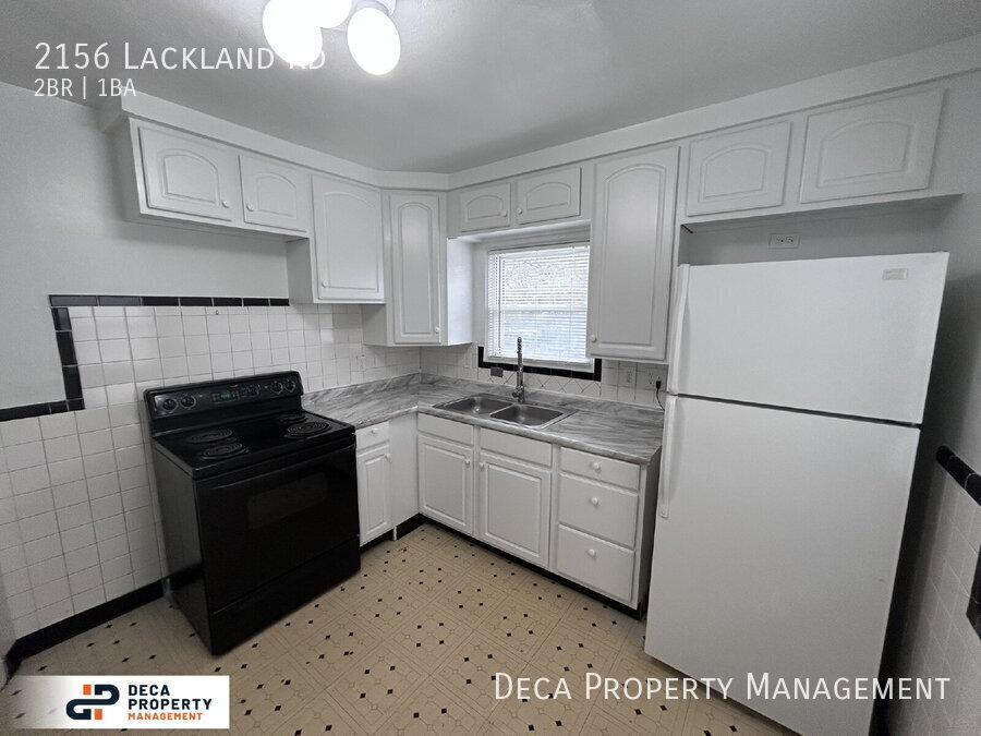 Foto principal - 2156 Lackland Rd