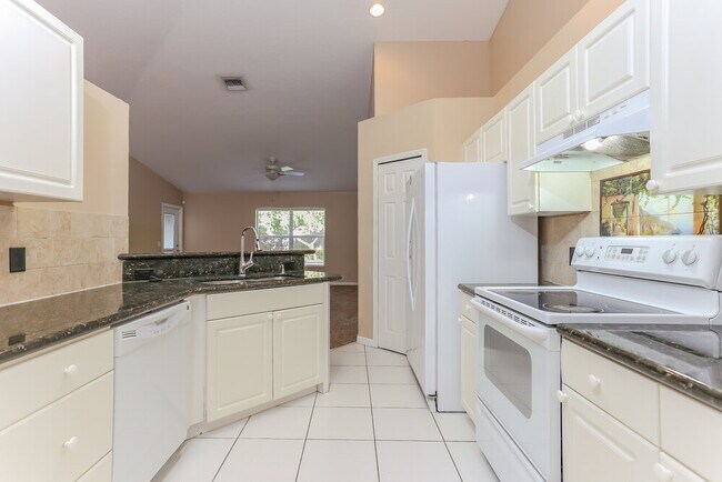 Building Photo - 5141 Willow Pond Rd W