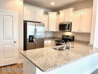 Building Photo - 7576 Shadow Lake Dr