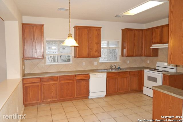 Foto del edificio - 4656 Summit Hill Dr