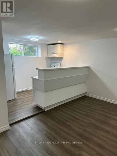 Photo du bâtiment - 92 Combe Ave