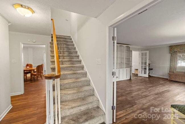 Foto del edificio - 4 Bedroom 2.5 Bath Home In Conover! Tours available starting March 1st!