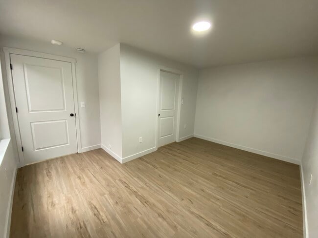 Foto del edificio - 404 E 5600 S