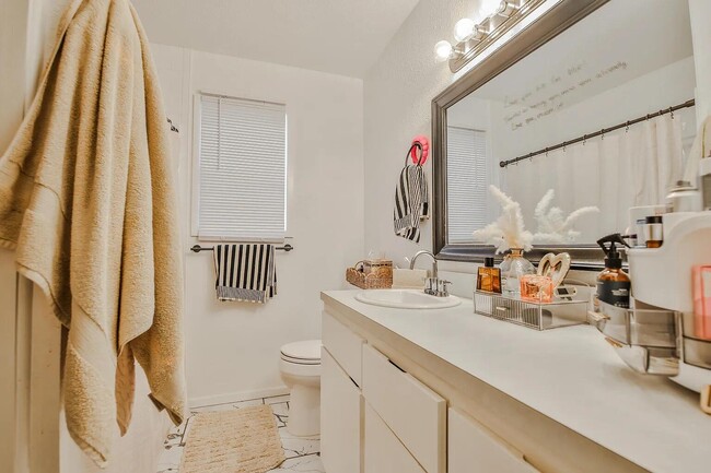 Building Photo - 5708 3rd St