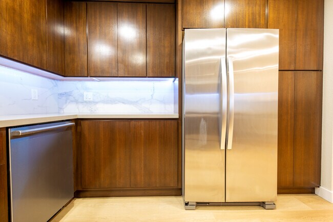 Foto del edificio - 3320 Judah St