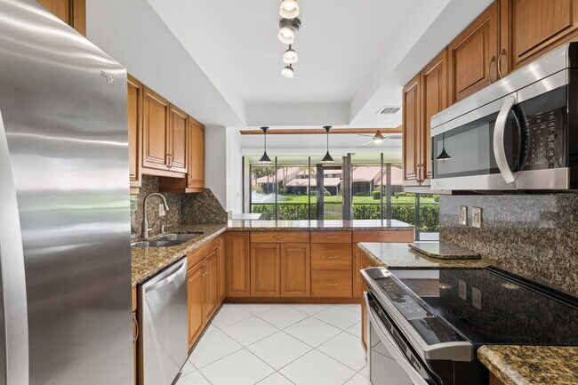Foto del edificio - 119 Old Meadow Way