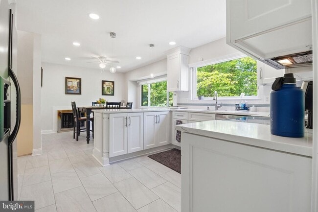 Building Photo - 1509 Farsta Ct