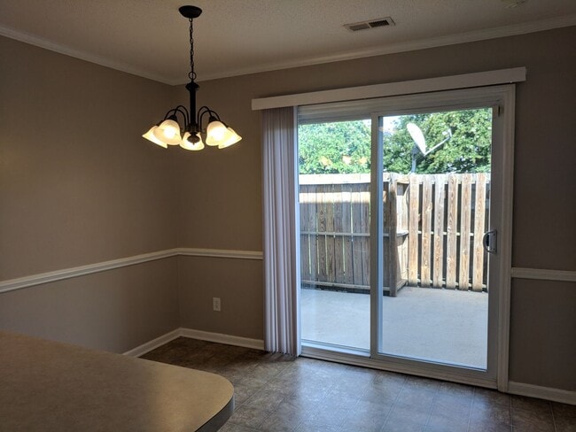Building Photo - 3821 E Vancroft Cir