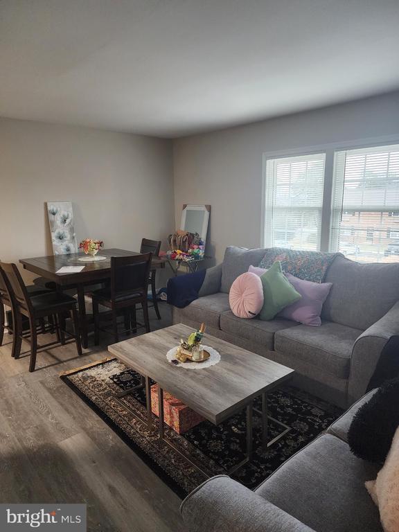 Building Photo - 110 N College Dr