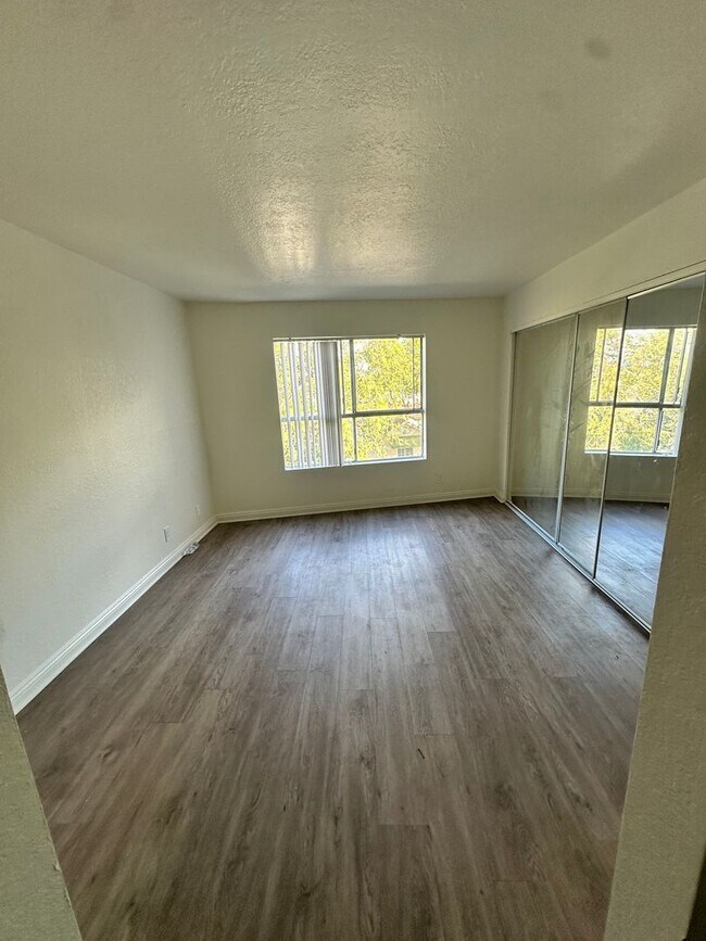 Interior Photo - The Premier on Moorpark