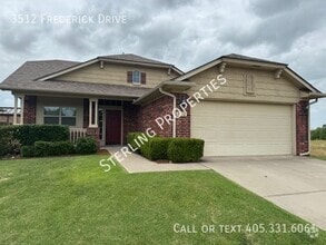 Building Photo - 3512 Frederick Dr