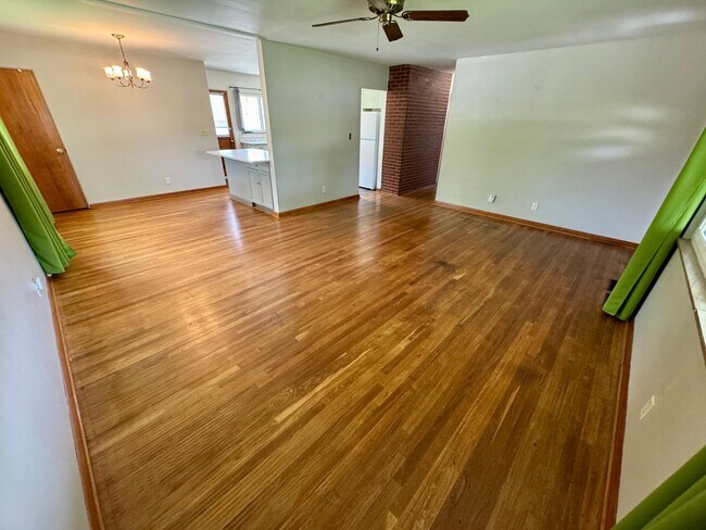 Foto del edificio - 3 Bedroom - Upper Arlington