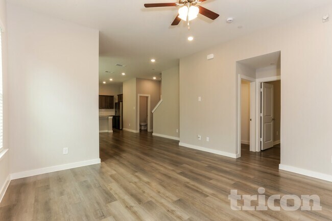 Foto del edificio - 1035 Fallgate Dr
