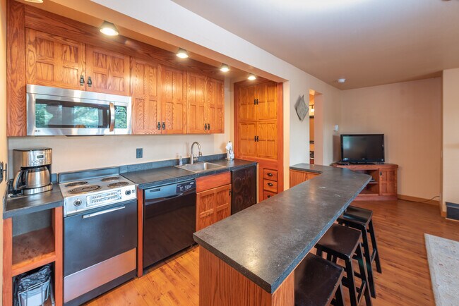 Foto del edificio - 18575 SW Century Dr