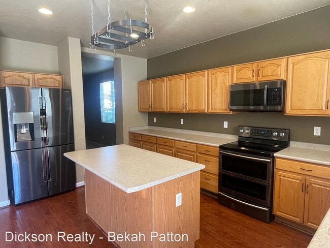Building Photo - 4 br, 2.5 bath House - 9770 Magellan Ct