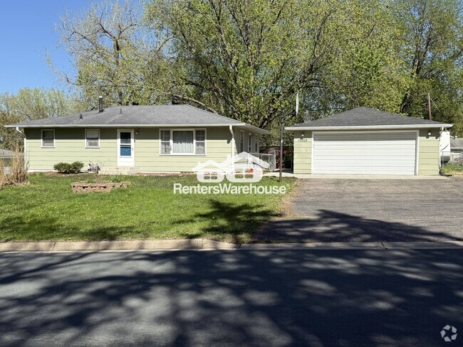 Building Photo - 13012 Glenview Dr