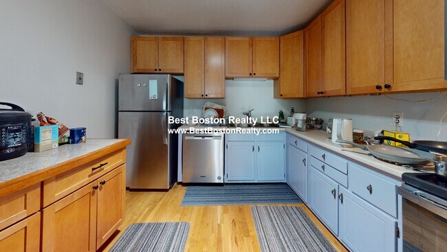 Foto del edificio - 11 Cogswell Ave