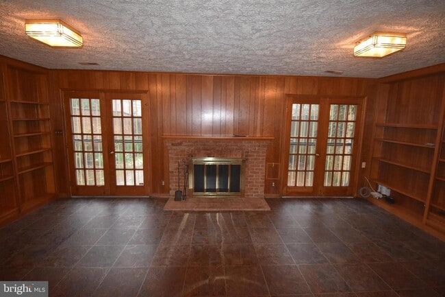 Building Photo - 2321 N Glebe Rd