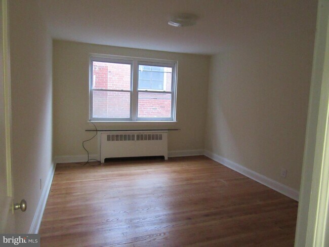 Foto del edificio - 43 Rittenhouse Pl