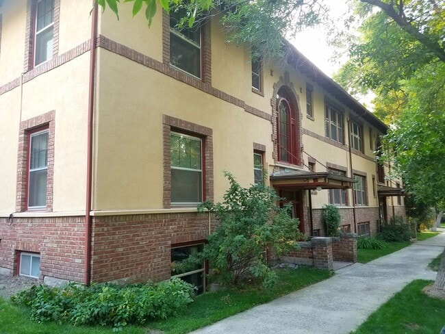 Building Photo - 201 12th Ave