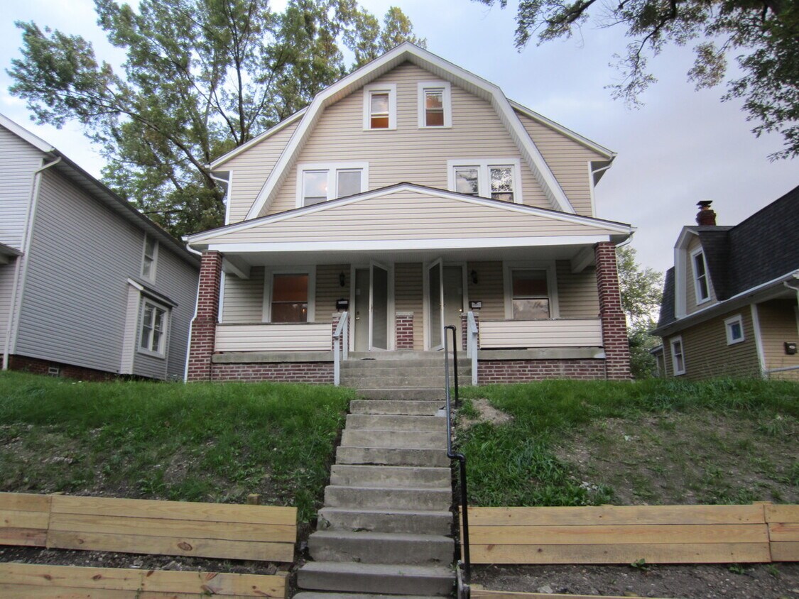 227 E Blake Ave, Columbus, OH 43202 Townhome Rentals in Columbus OH