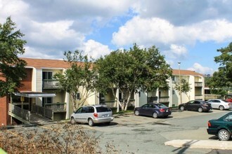 Building Photo - Pleasant View Manor