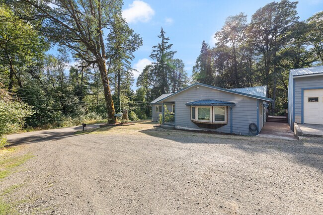 Building Photo - 27775 Jahn Rd